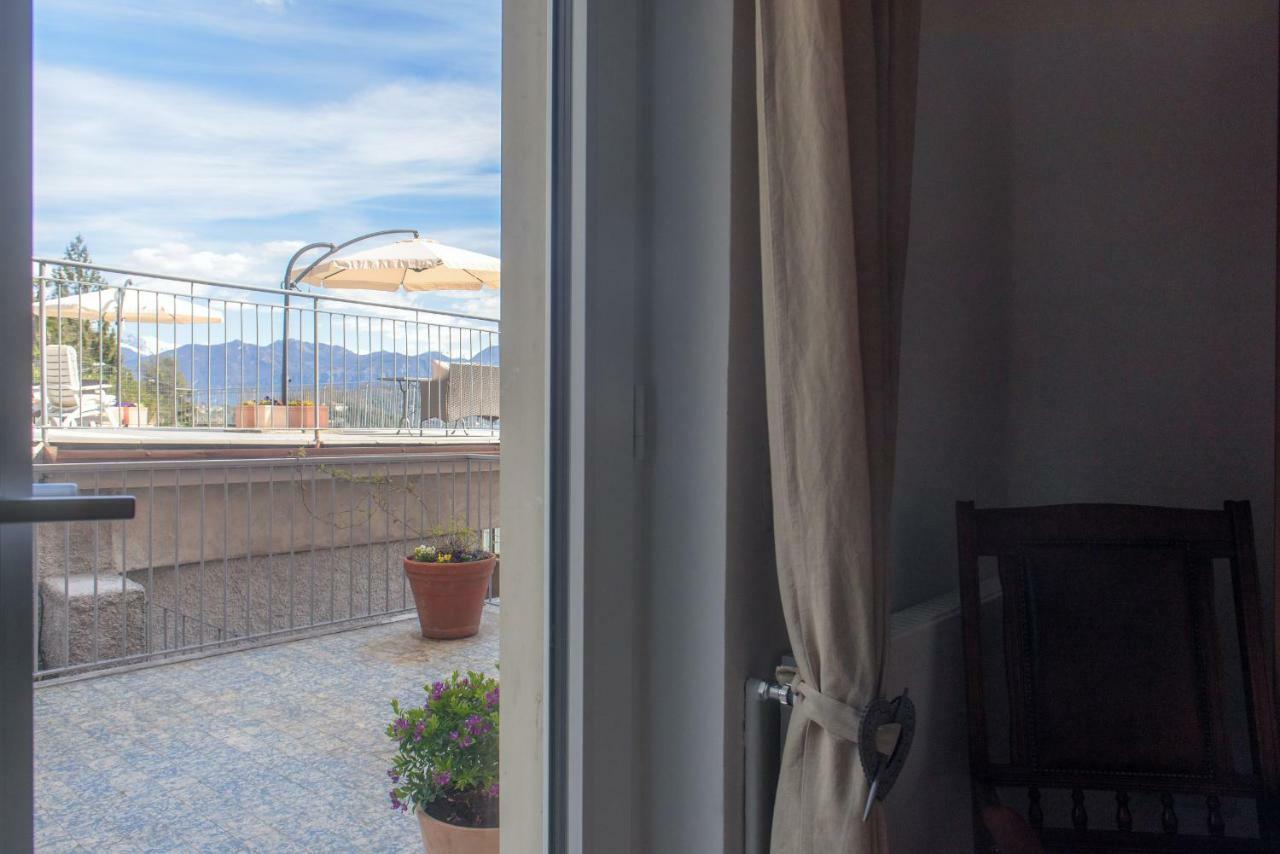 Al Pontile - The House Of Travelers Villa Sala Comacina Exteriör bild